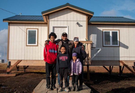 2019-Tiny-House---VAK---Paniyak-family